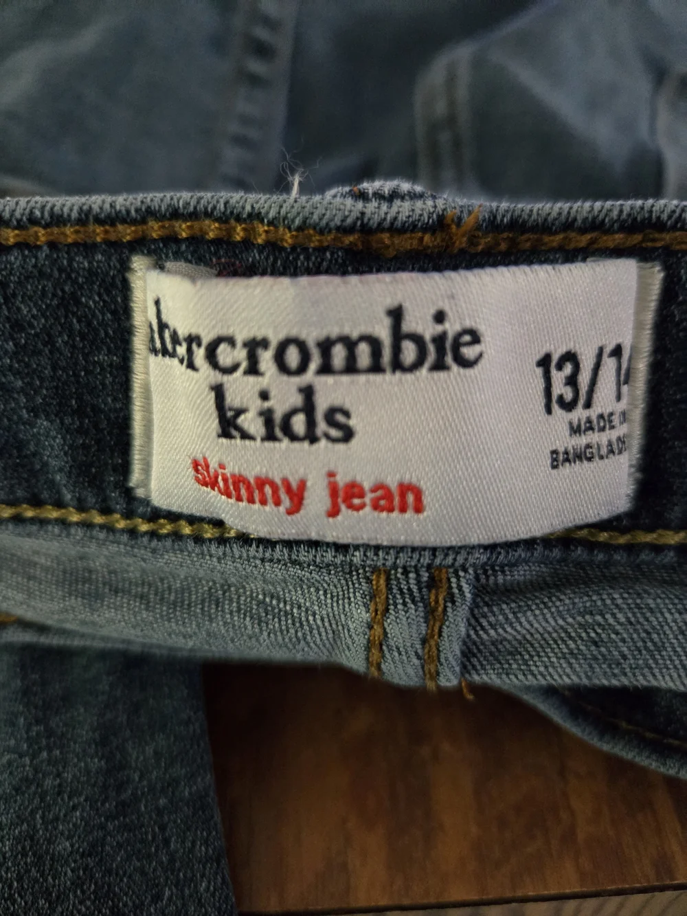 Abercrombie Kids Skinny Jeans 13/14 Blue Distressed Ripped Shredded Denim
